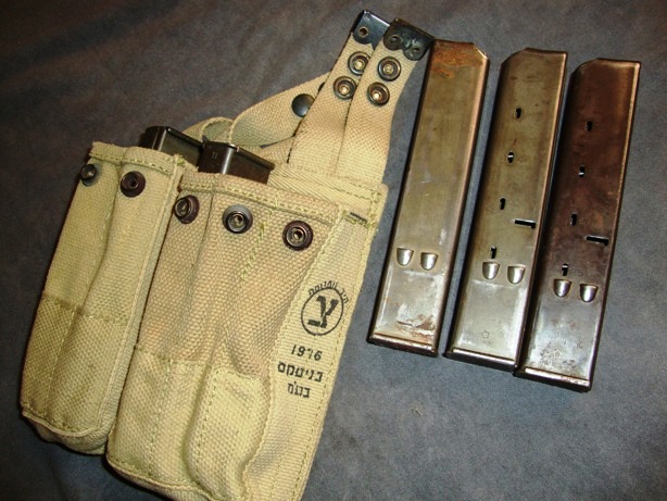 Authentic IMI UZI (5) Mag Pouch with (5) magazines